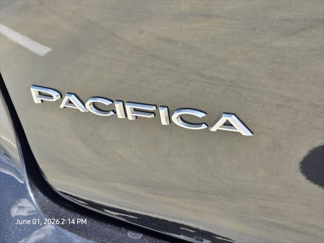 2021 Chrysler Pacifica Hybrid Pinnacle
