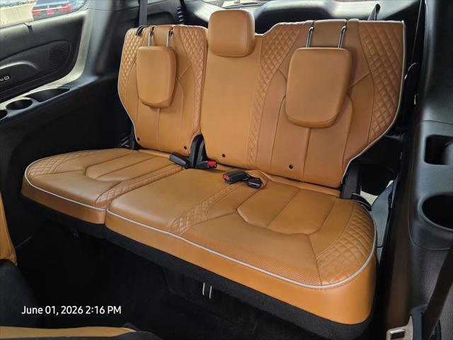 2021 Chrysler Pacifica Hybrid Pinnacle