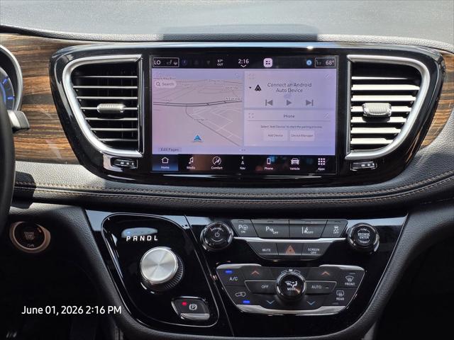 2021 Chrysler Pacifica Hybrid Pinnacle