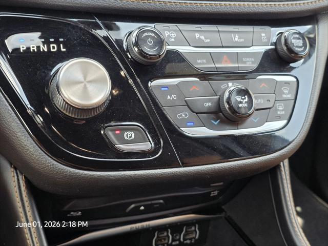2021 Chrysler Pacifica Hybrid Pinnacle