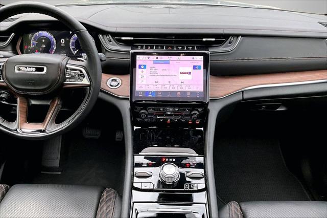 2025 Jeep Grand Cherokee Summit 4x4
