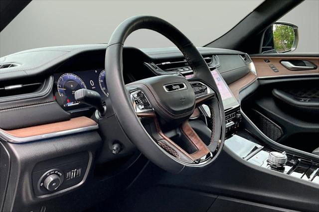 2025 Jeep Grand Cherokee Summit 4x4