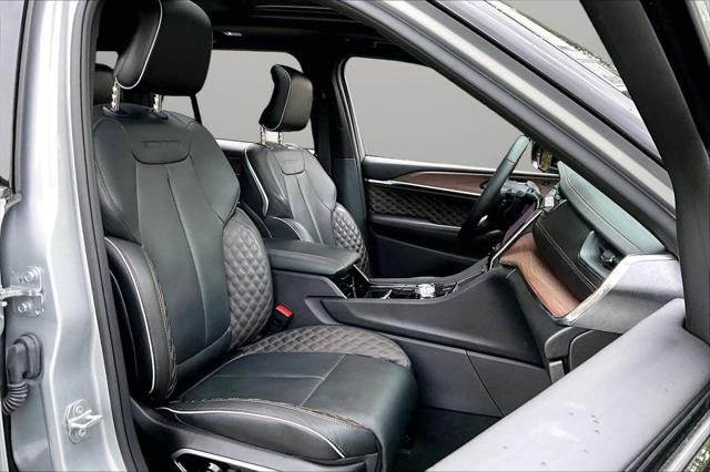 2025 Jeep Grand Cherokee Summit 4x4