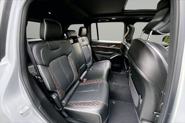 2025 Jeep Grand Cherokee Summit 4x4