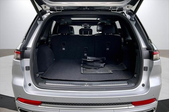 2025 Jeep Grand Cherokee Summit 4x4