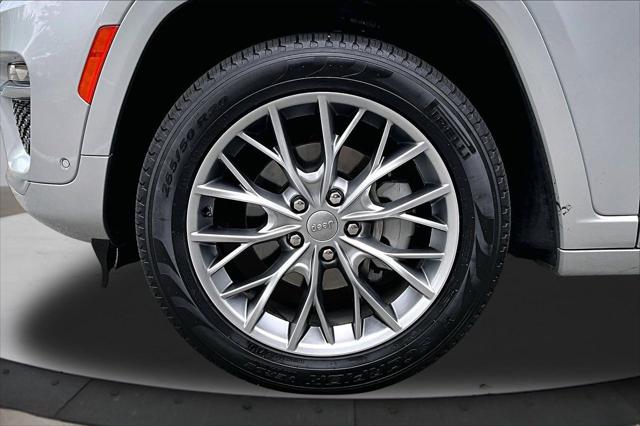 2025 Jeep Grand Cherokee Summit 4x4