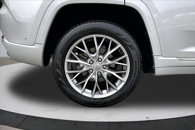 2025 Jeep Grand Cherokee Summit 4x4
