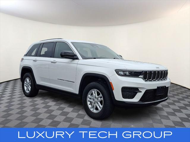 2023 Jeep Grand Cherokee Laredo 4x4 for sale in Harrisburg, PA