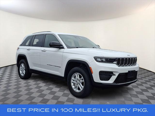 2023 Jeep Grand Cherokee Laredo 4x4 for sale in Harrisburg, PA