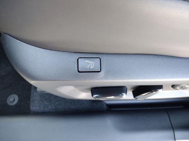 2026 Mitsubishi Outlander PHEV Black Edition S-AWC