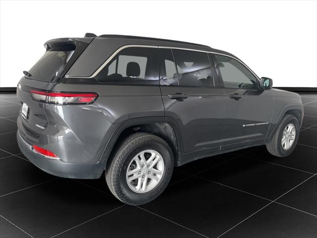 2025 Jeep Grand Cherokee Laredo 4x4