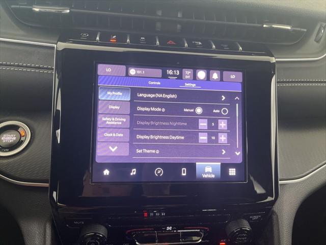 2025 Jeep Grand Cherokee Laredo 4x4