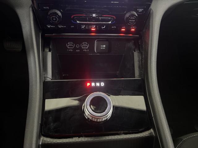 2025 Jeep Grand Cherokee Laredo 4x4