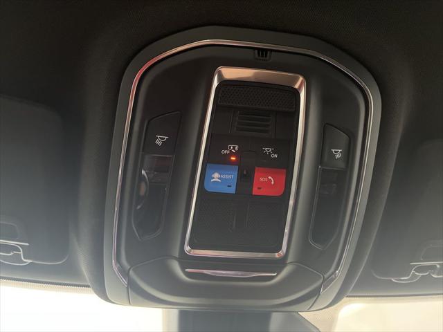 2025 Jeep Grand Cherokee Laredo 4x4