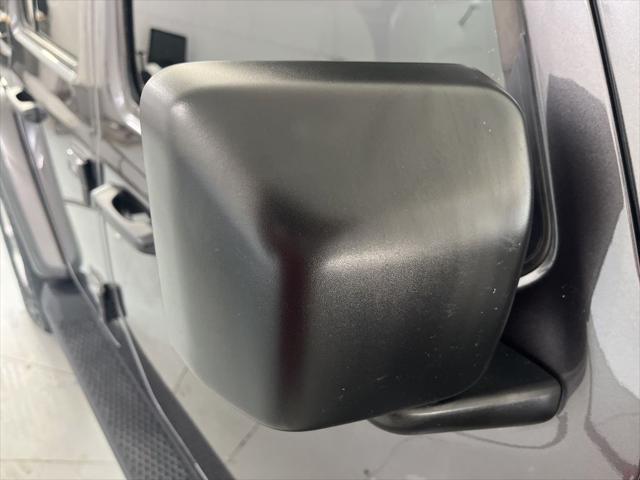 2021 Jeep Wrangler Sahara 4x4