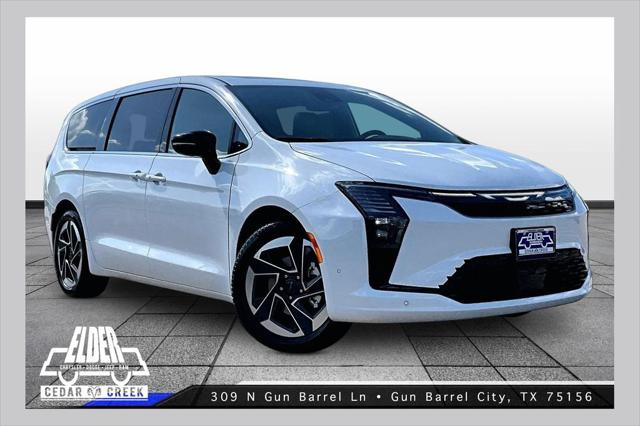 2027 Chrysler Pacifica Limited for sale in Gun Barrel City, TX