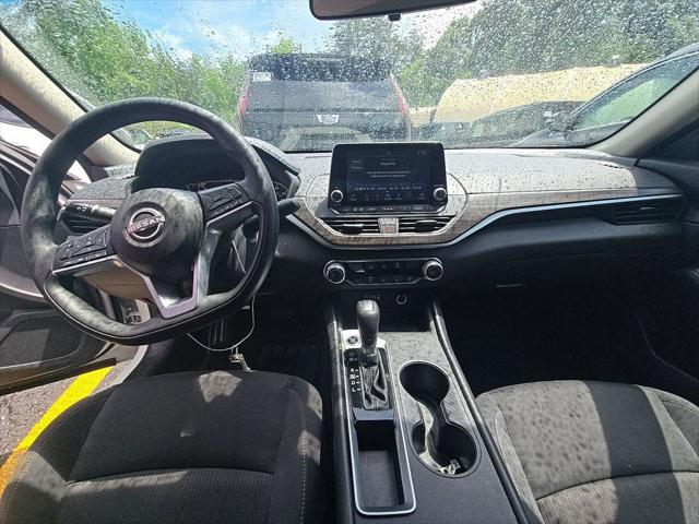 2025 Nissan Altima SV FWD