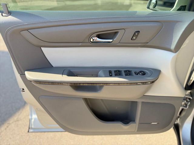 2016 GMC Acadia SLT-1