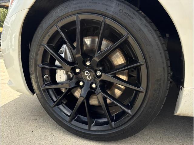 2015 INFINITI Q60 S Limited