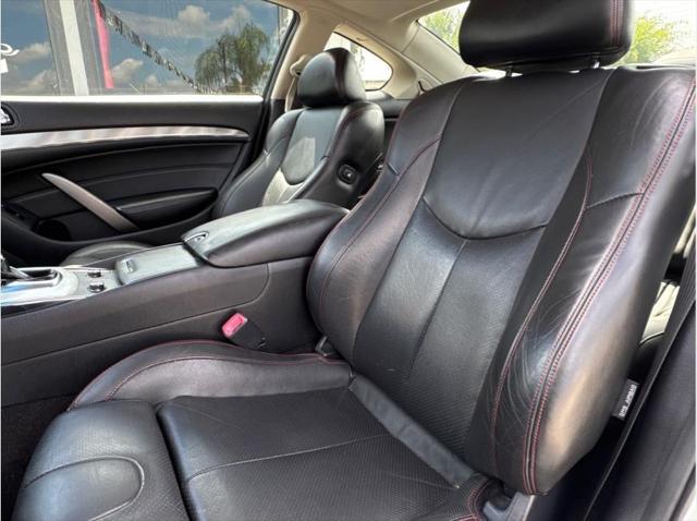 2015 INFINITI Q60 S Limited