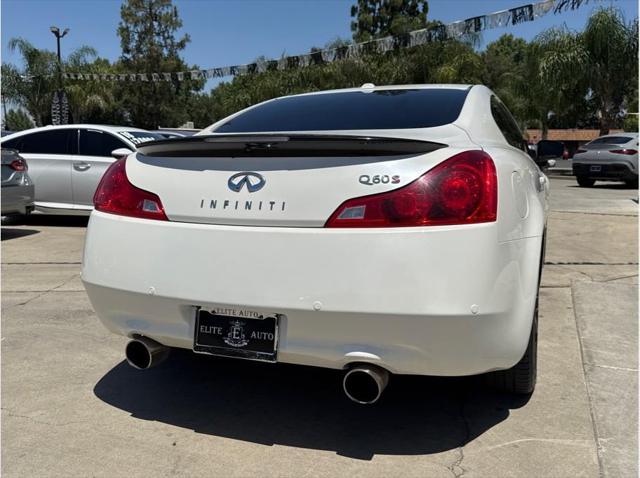 2015 INFINITI Q60 S Limited