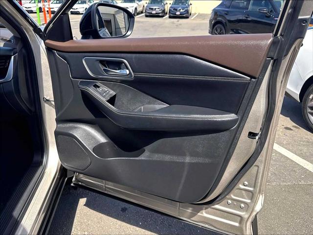 2021 Nissan Rogue SL Intelligent AWD
