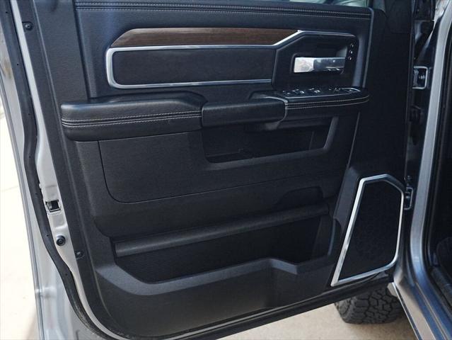 2022 Ram 3500 Laramie Crew Cab 4x4 8' Box