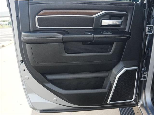 2022 Ram 3500 Laramie Crew Cab 4x4 8' Box