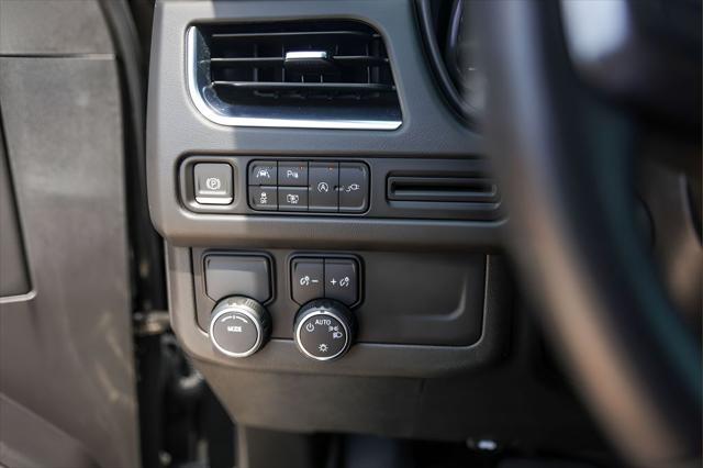 2022 Chevrolet Suburban 2WD RST