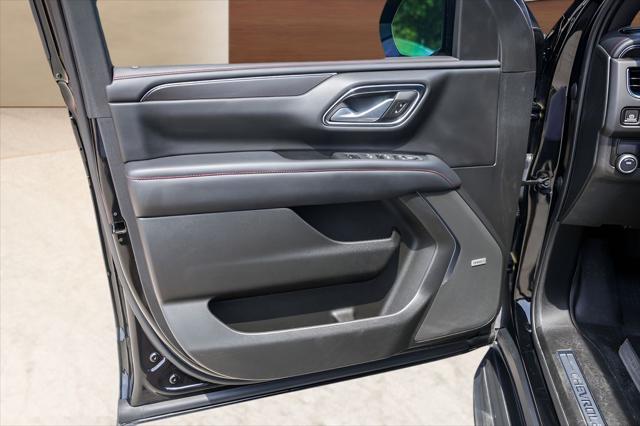 2022 Chevrolet Suburban 2WD RST