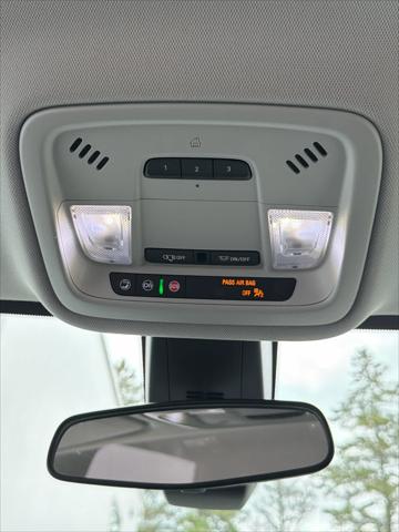 2020 Chevrolet Traverse AWD LT Cloth