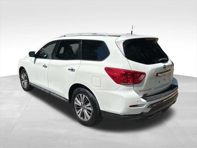2017 Nissan Pathfinder SV 2017 Nissan Pathfinder SV