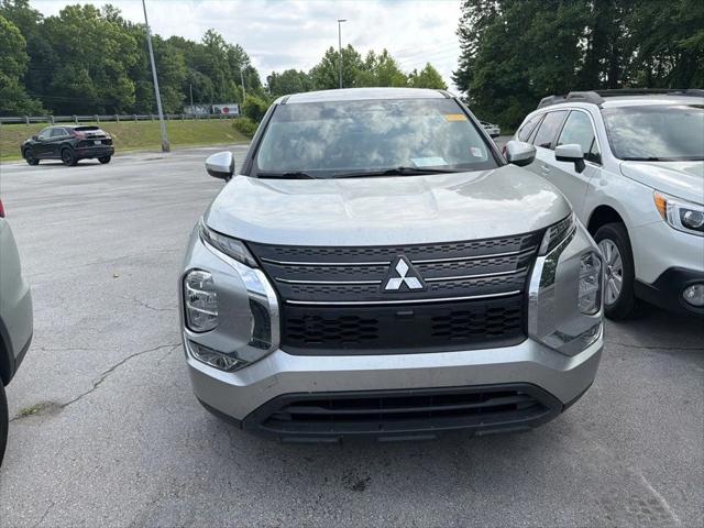 2022 Mitsubishi Outlander ES 2.5 2WD