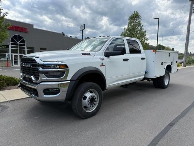 2026 RAM Ram 5500 Chassis Cab RAM 5500 TRADESMAN CHASSIS CREW CAB 4X4 60 CA