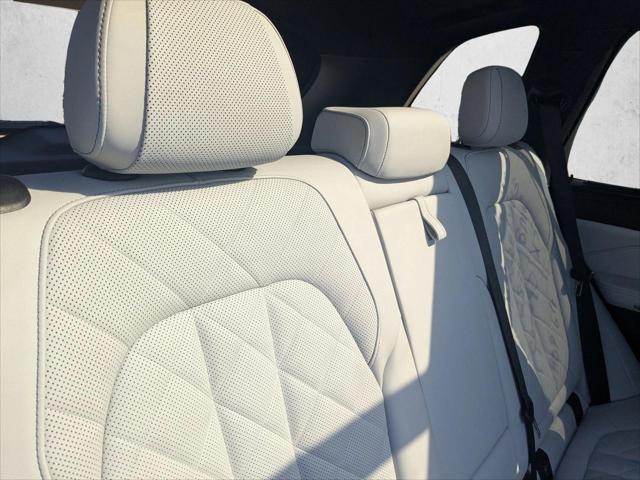 2023 BMW X5 xDrive45e