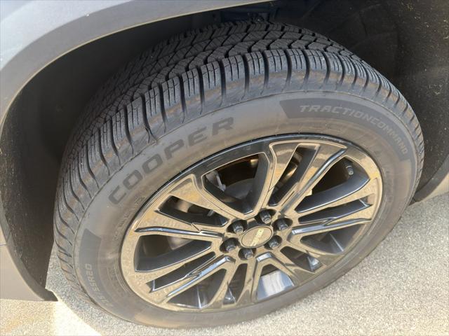 2023 GMC Acadia AWD SLT