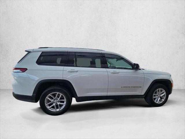 2022 Jeep Grand Cherokee L Laredo 4x4