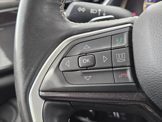 2022 Jeep Grand Cherokee L Laredo 4x4