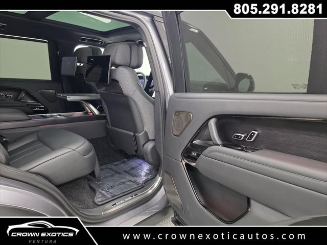 2024 Land Rover Range Rover P615 SV