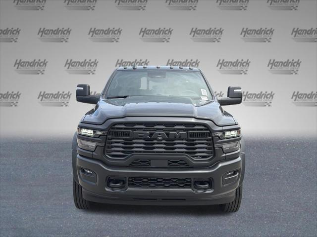 2026 RAM Ram 5500 Chassis Cab RAM 5500 TRADESMAN CHASSIS CREW CAB 4X4 84 CA