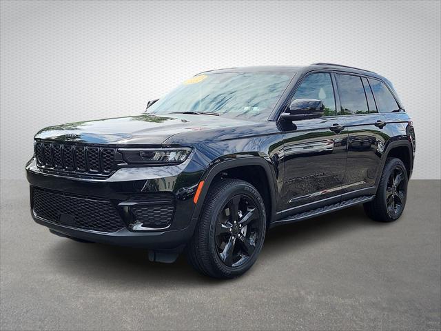 2025 Jeep Grand Cherokee Altitude X 4x4