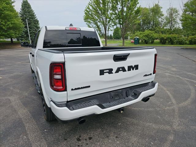 2025 Ram 1500 Laramie Crew Cab 4x4 5'7" Box