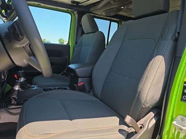 2025 Jeep Wrangler 4-Door Summit 4x4