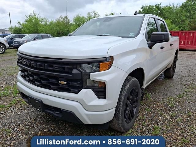 2023 Chevrolet Silverado 1500 4WD Crew Cab Short Bed Custom 2023 Chevrolet Silverado 1500 4WD Crew Cab Short Bed Custom