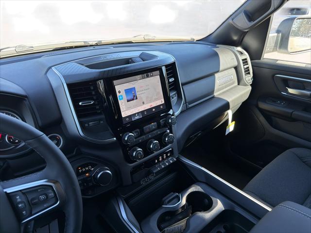 2026 Ram 1500 Big Horn Crew Cab 4x4 5'7" Box