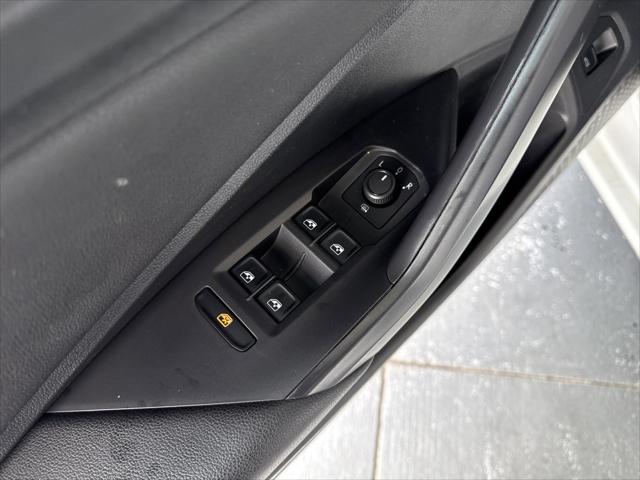 2020 Volkswagen Jetta R-Line