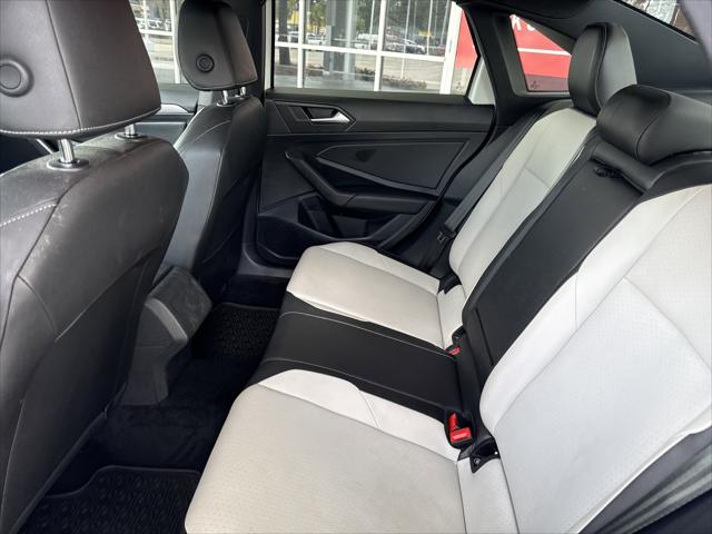 2020 Volkswagen Jetta R-Line