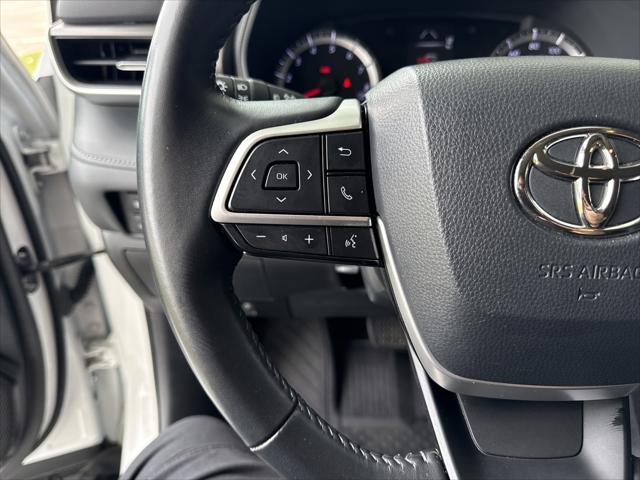 2022 Toyota Highlander LE