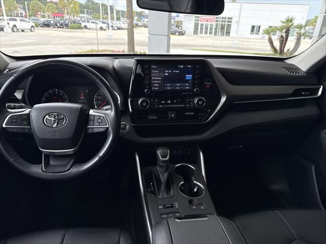2022 Toyota Highlander LE