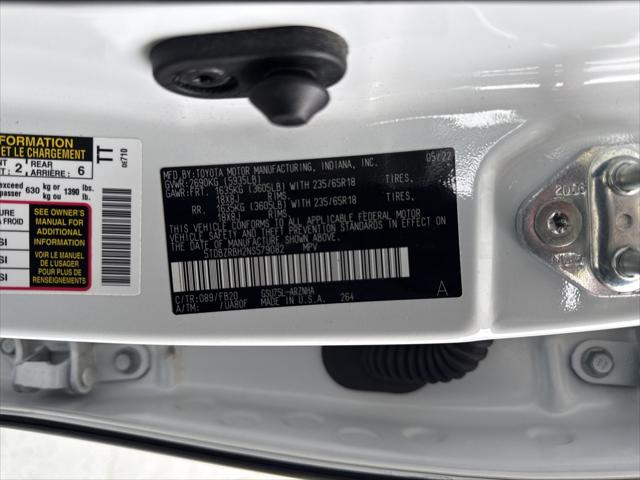 2022 Toyota Highlander LE